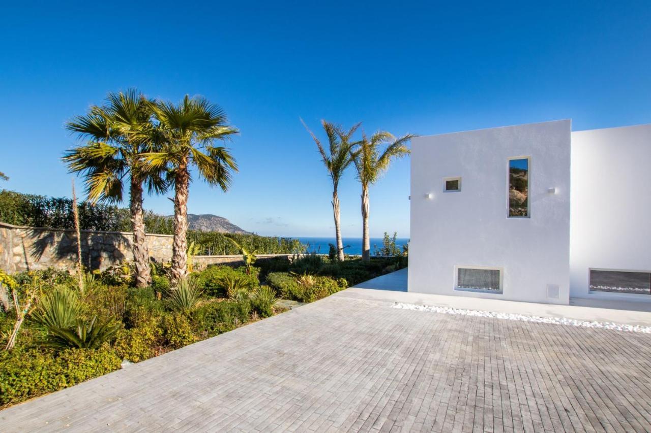 Istia Luxury Villas Kárpathos Eksteriør billede